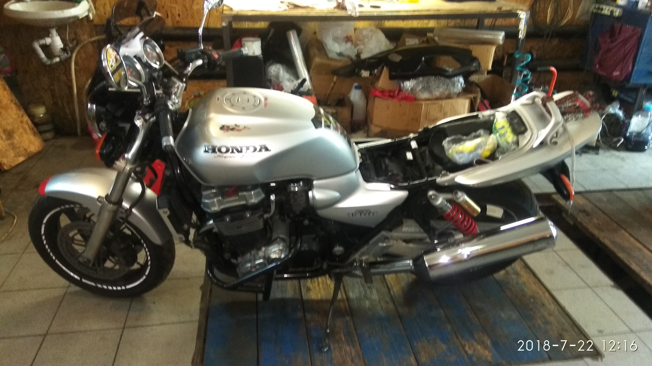 Honda CB1300, 1998