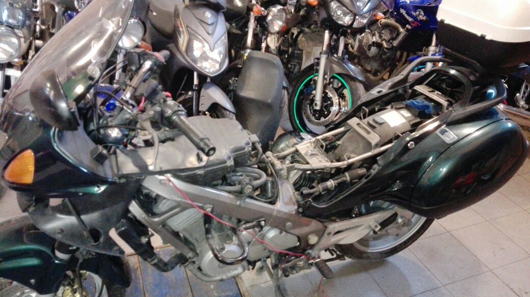 Honda NT650 Deauville